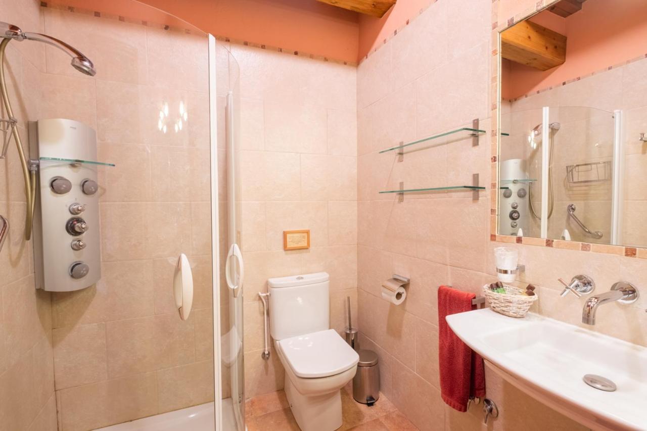 Bed and Breakfast Cal Ros Calonge de Segarra Экстерьер фото