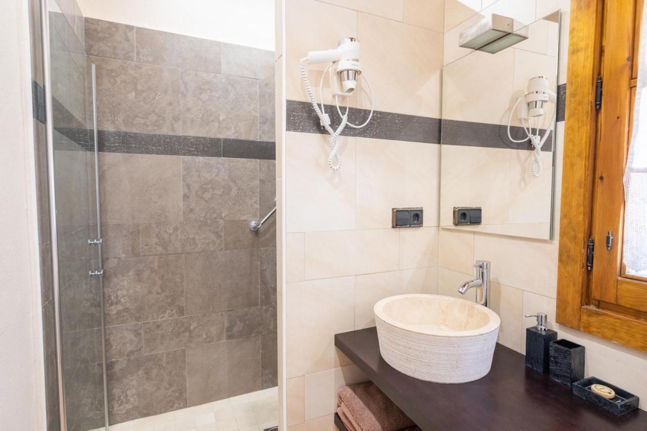 Bed and Breakfast Cal Ros Calonge de Segarra Экстерьер фото