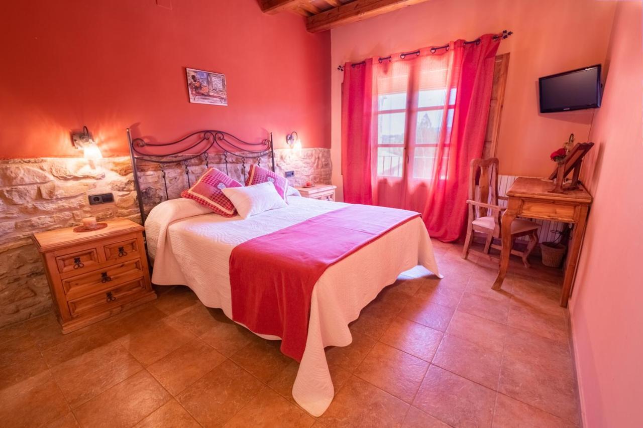 Bed and Breakfast Cal Ros Calonge de Segarra Экстерьер фото