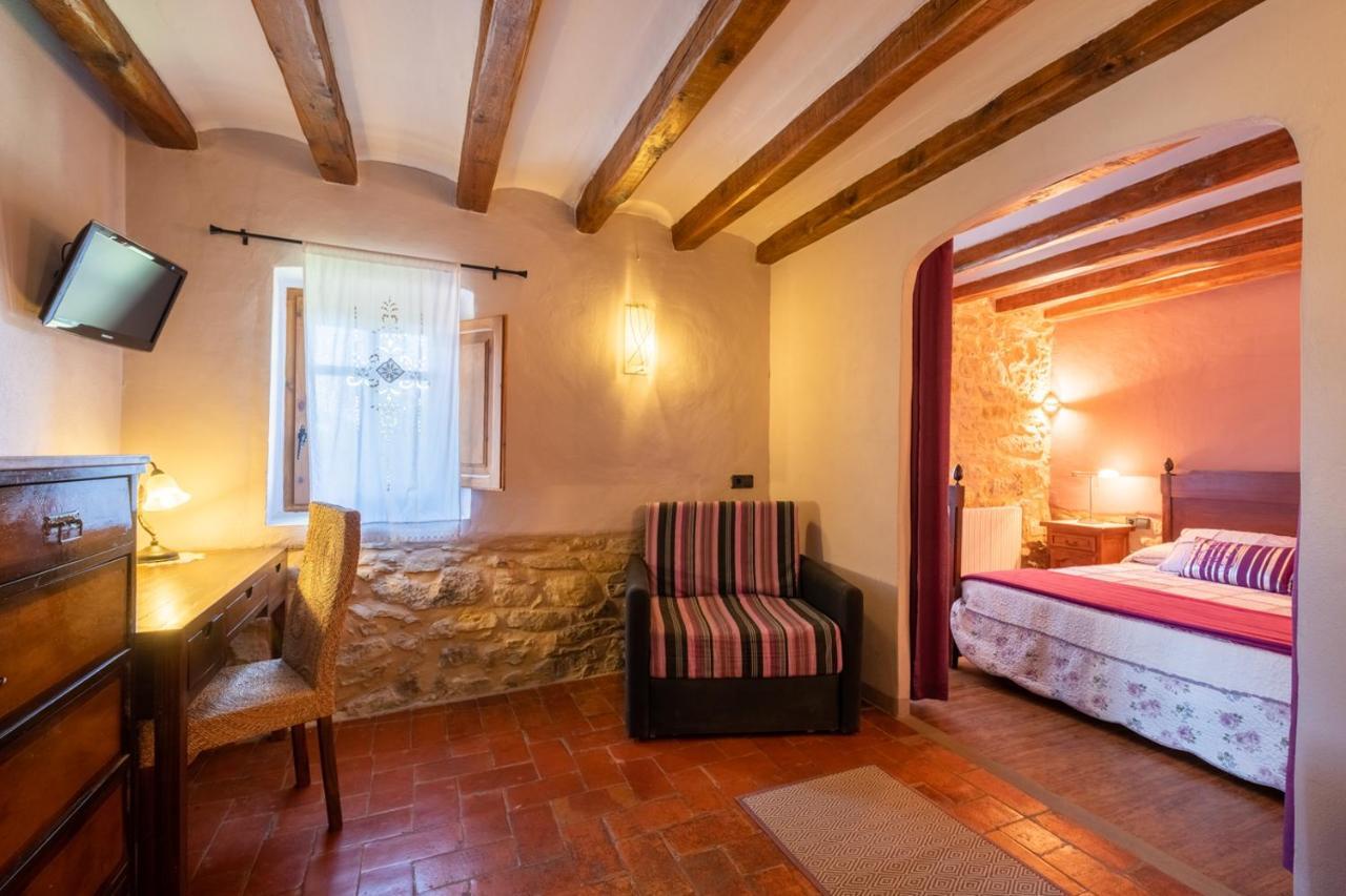 Bed and Breakfast Cal Ros Calonge de Segarra Экстерьер фото